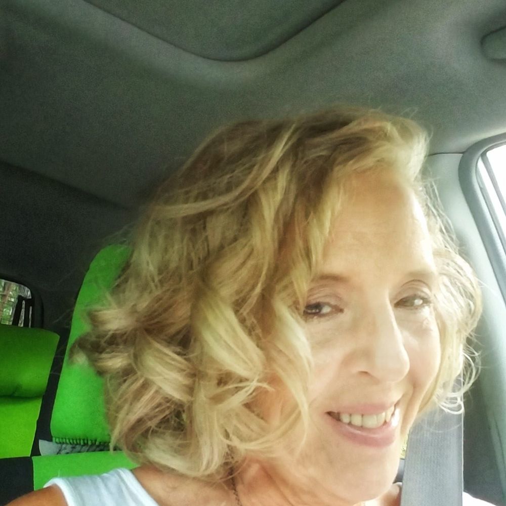 Meet your Posher, Jeanie